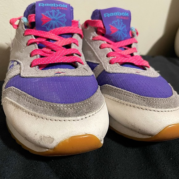 Reebok tennis shoes - Picture 10 of 15